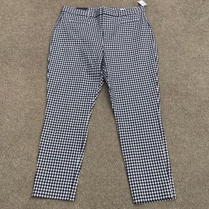 🍄 Gap High Rise Signature Skinny Ankle Pants